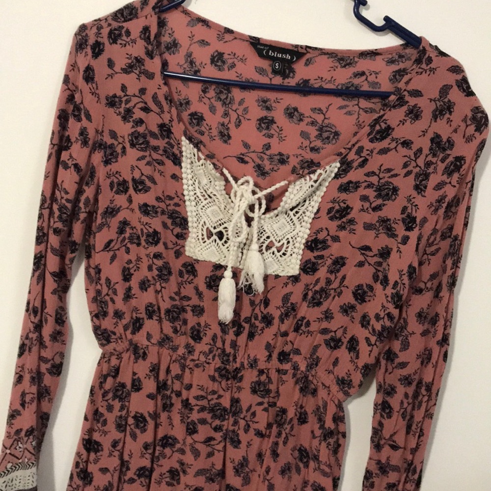 Dress - Picture 2 of 4